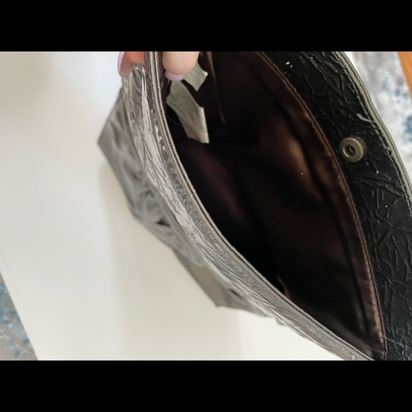 Old navy silver purse clutch - Picture 3 of 5